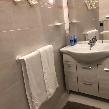 Antares Апартаменти *